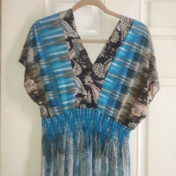 MAXI DRESS - Picture 3 of 3